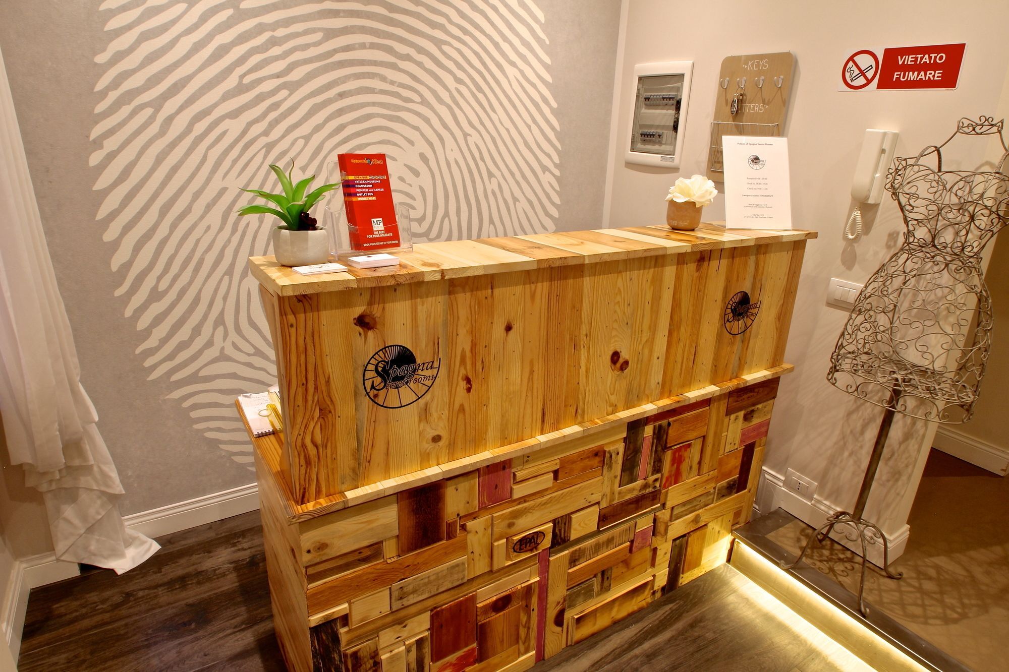 สปัญญา ซีเคร็ต รูม Hotel โรม ภายนอก รูปภาพ
